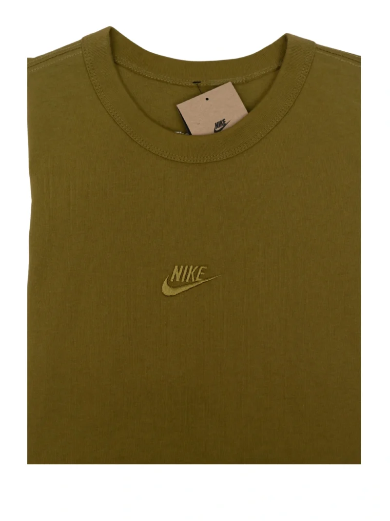 Nike Sportswear Premium Essentials T-Shirt Green