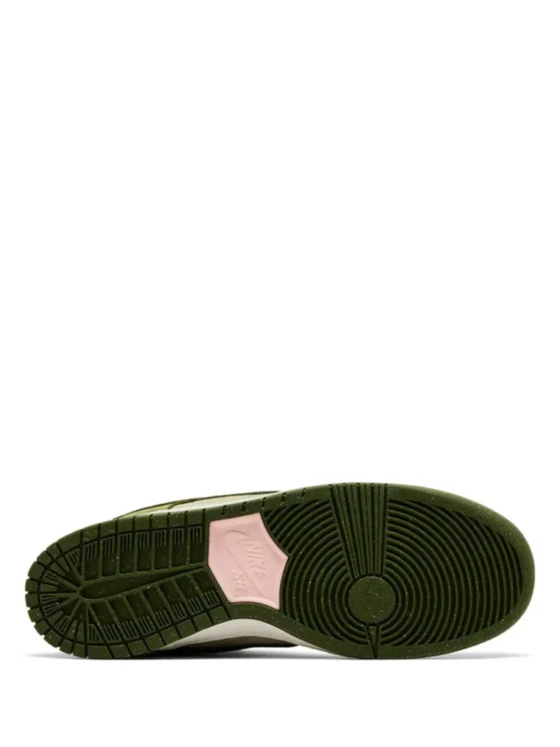 Nike SB Dunk Low Yuto Horigome Matcha - Image 4